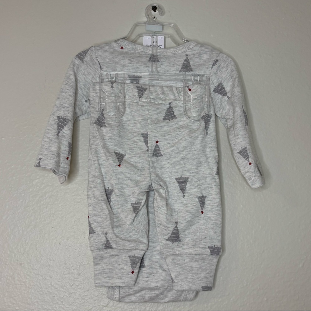 Carter’s Baby Light Gray Merry & Bright Onesie and Pant Set - Picture 7 of 7